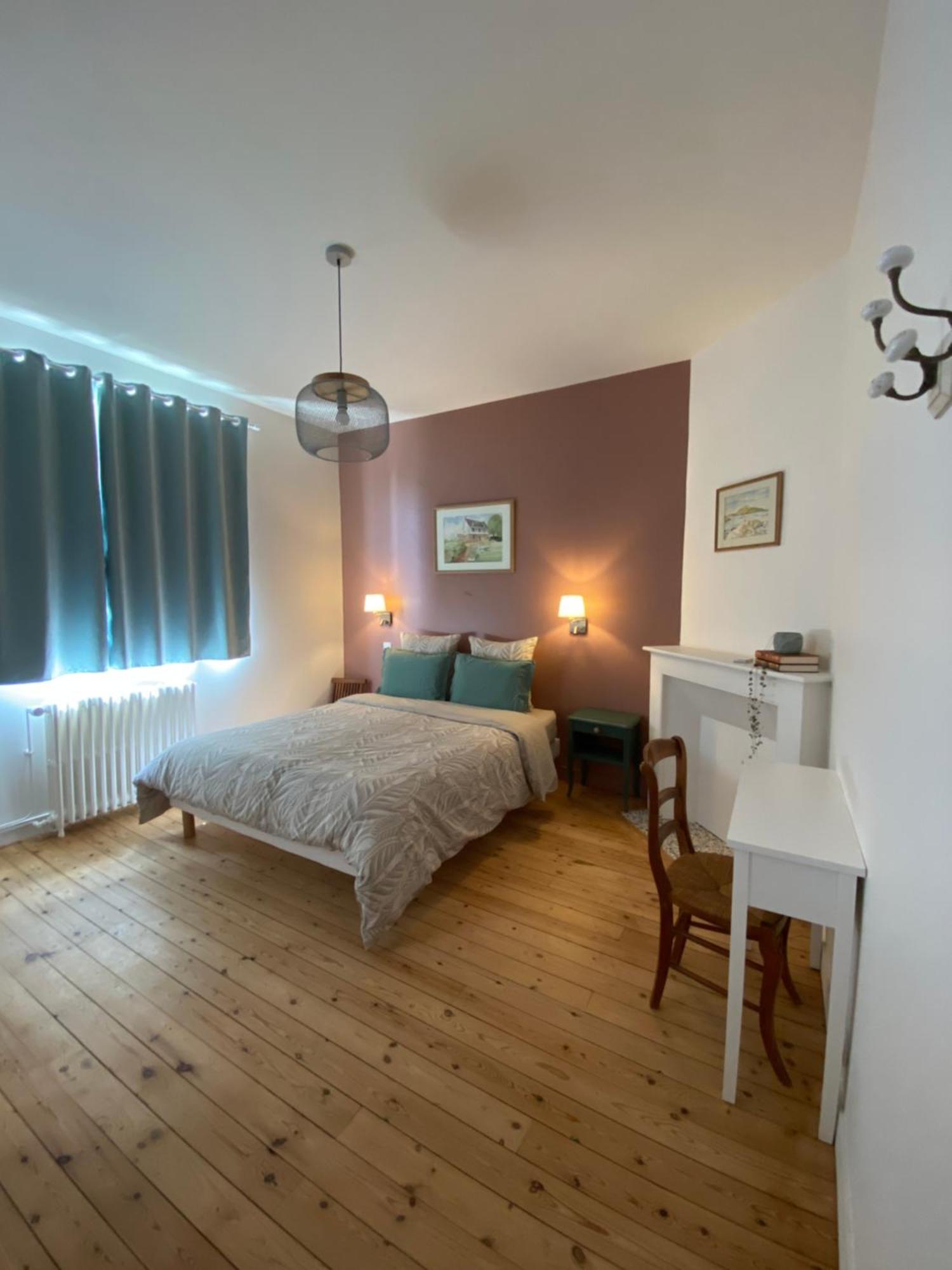 Hotel La Hacienda Rosita Saint-Jouan-des-Guérets Zewnętrze zdjęcie